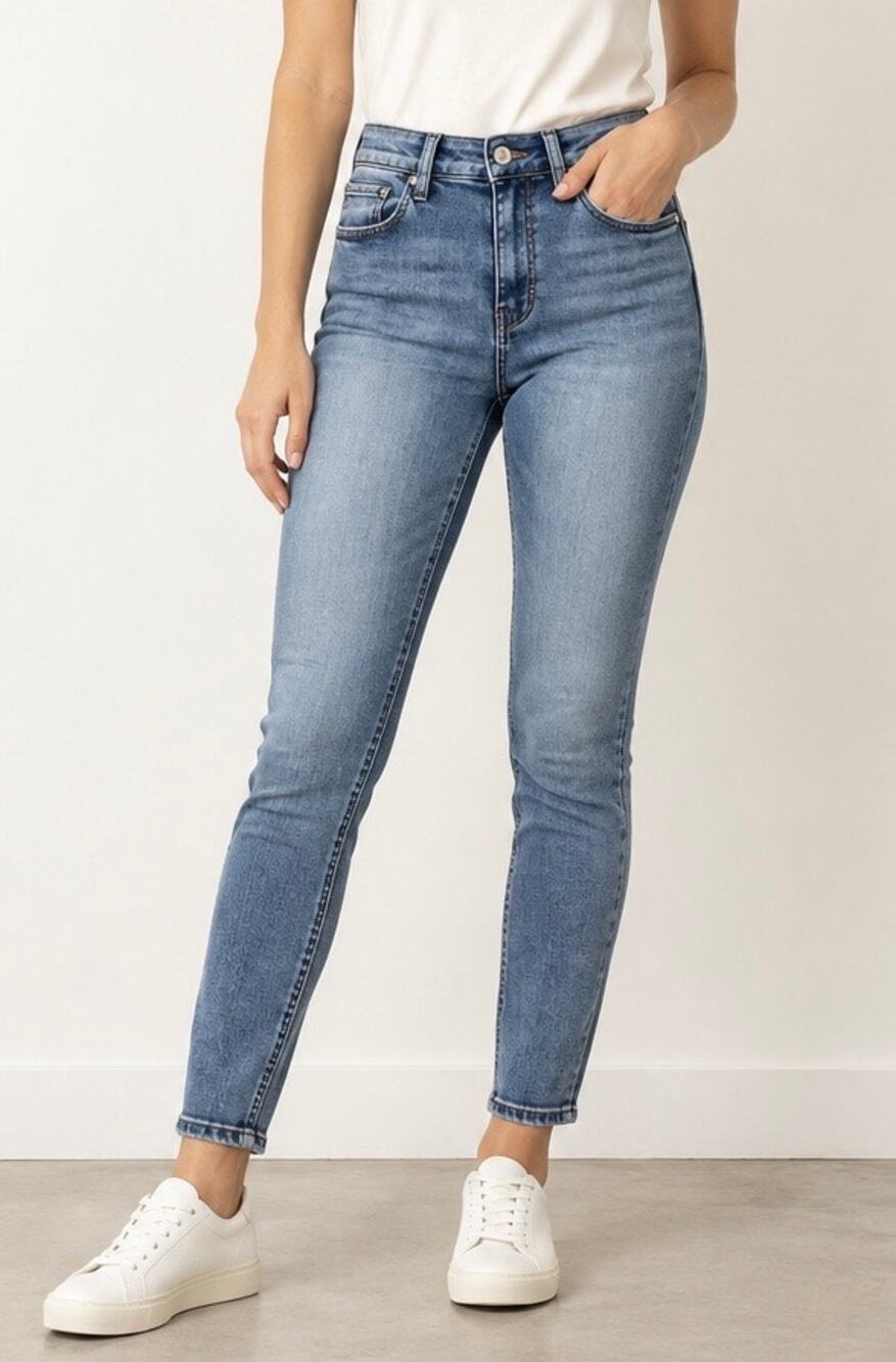 KanCan Medium Wash High Rise Skinny Jeans Size 9/28